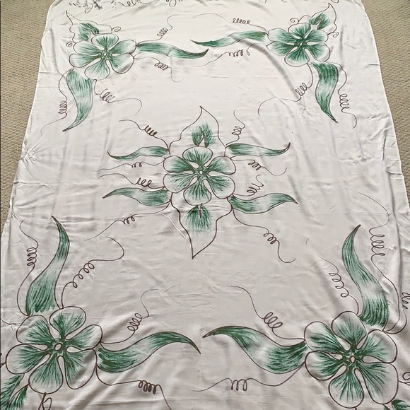 NEW hand painted sarong - green and bronze design - Picture 4 of 10